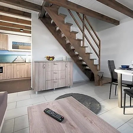 Vakantiehuis Wilena 1 *